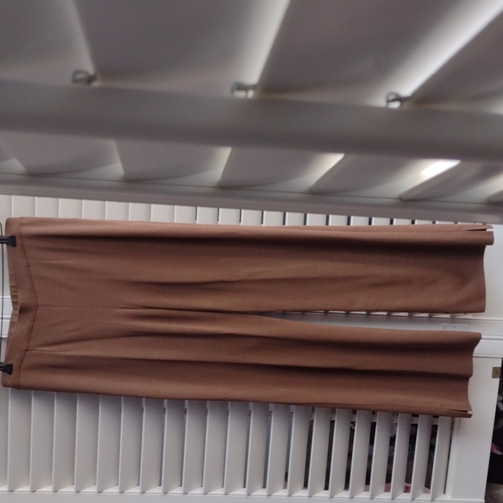 Misook brown pants. L
